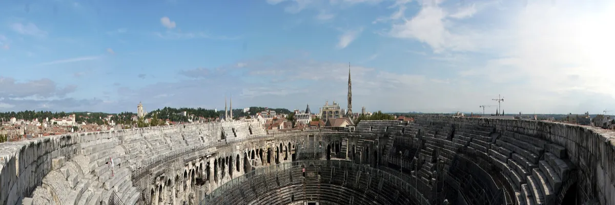 Image Rencontre femme noire Nîmes