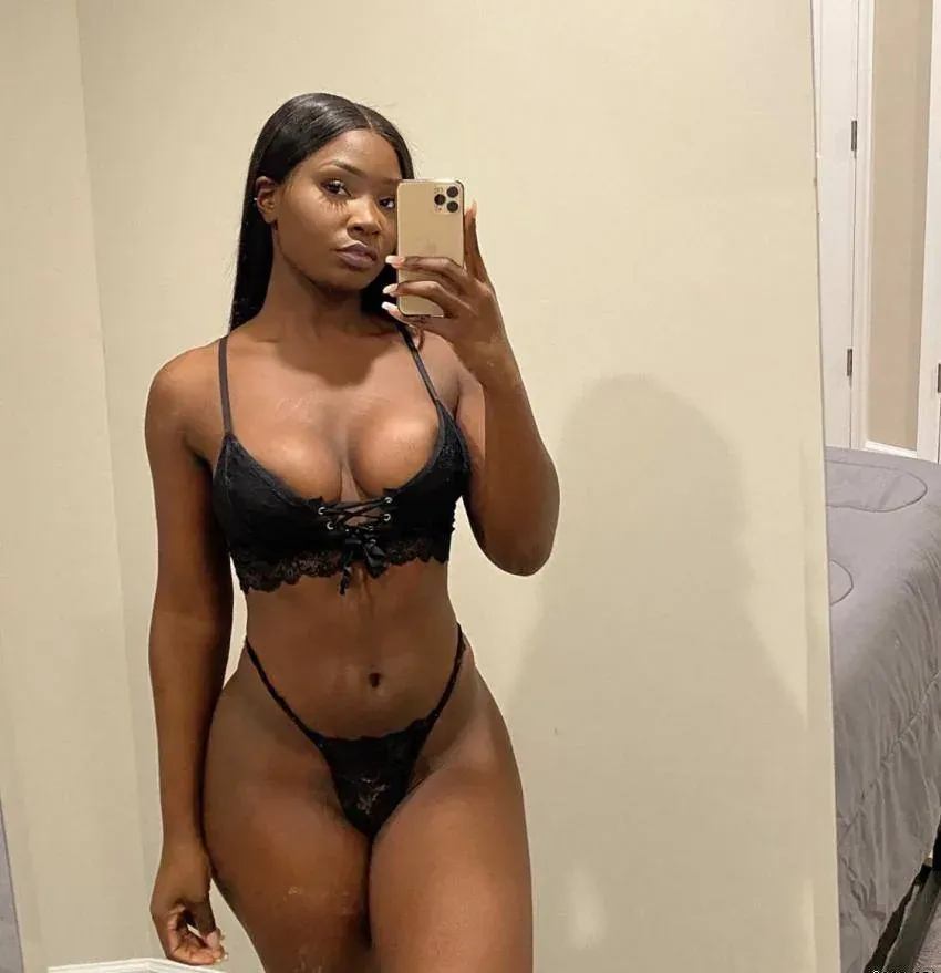 AnnaLivia7 Villeurbanne