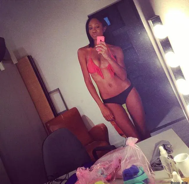 Sherryl_BlackBeauty Versailles